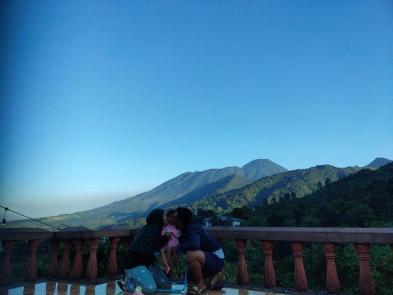 alamrizky's tweet photo. Nih kita kasih liat beberapa dokumentasi dari tamu g pernah singgah di Villa Betawi Puncak 😊 https://t.co/vLOZO9PsMd