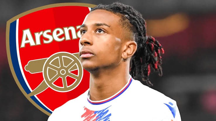 PunchDrunkAFC's tweet photo. ����⚪️ | TRANSFERS: Crystal Palace winger Michael Olise prefers a move to Arsenal over Manchester United. (Per @EveningStandard) 

Palace will reportedly demand £40m for Olise, but the Gunners could possibly have an edge in the deal with the Eagles wanting striker Eddie Nketiah. Could be a move that helps both parties. 🇫🇷 #AFC #cpfc #Transfers