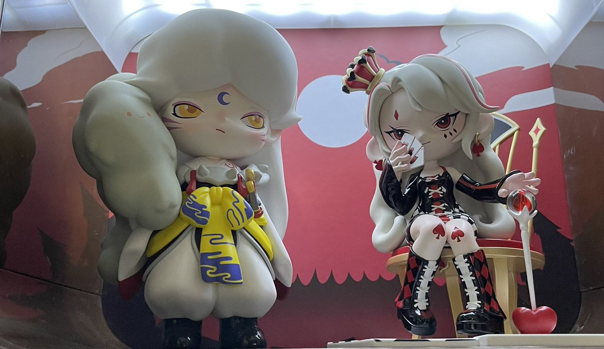 kattyanm10's tweet photo. #トイドール
#ULEE
ULEE(ユリ)「ポーカークイーン」と殺生丸を並べてニヤ(・∀・)ニヤしてる https://t.co/xx6ojEdD7I