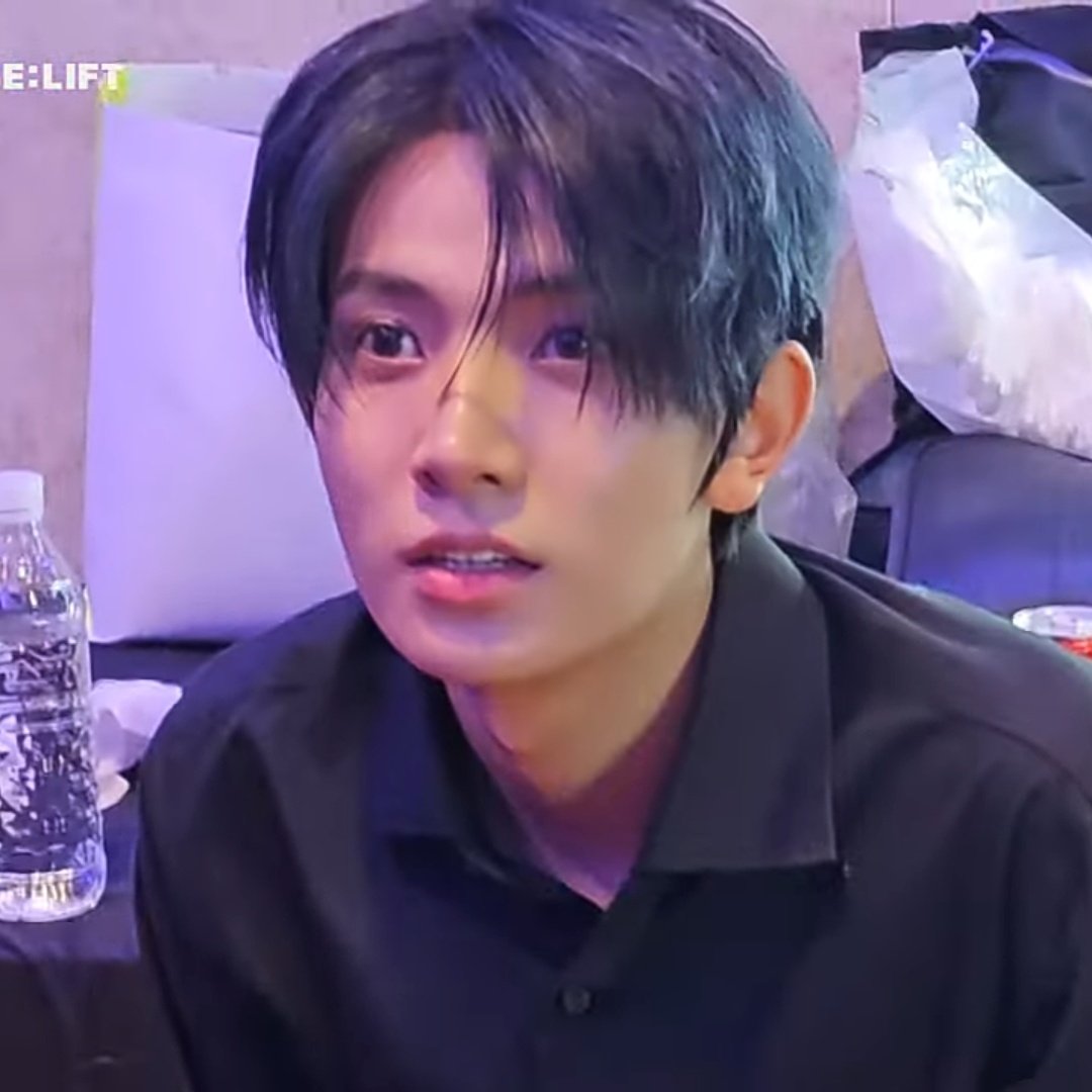 heeseung archive tweet media