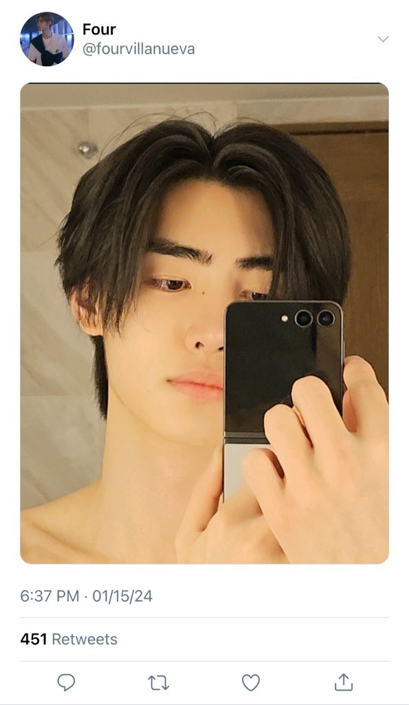 nikisunhoon's tweet photo. #fourseven one tweet au https://t.co/ybfVK8M3RO