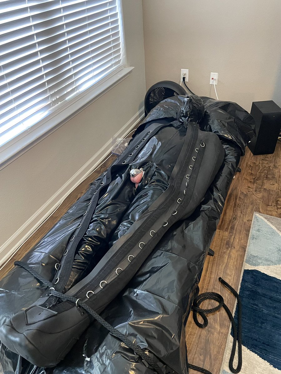 gluvlover's tweet photo. After an incredible 6 hours mummified in duct tape, it was my turn to put @justdifferenttx in bondage. After putting him in two layers of rubber, I duct taped an anesthesia mask to his head and put him in a sleepsack. He was in there for 24 hours! https://t.co/va6MJkBcnz