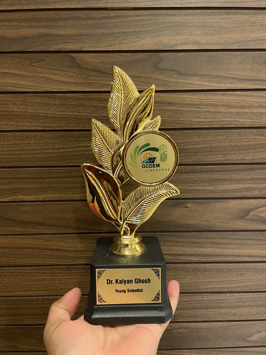 Kar-Narayan Lab (@kar_narayan_lab) on Twitter photo So very proud of Dr Kalyan Ghosh for being awarded the GCDEM Young Scientist Award In Singapore! Kalyan is a Royal Society Newton Fellow working in my group doing amazing work on triboelectric materials & devices and soft robotics. Congrats <a href="/kalyang84/">Kalyan Ghosh</a>!🎉👏 <a href="/cu_mat/">Cambridge Materials</a> <a href="/royalsociety/">The Royal Society</a> So very proud of Dr Kalyan Ghosh for being awarded the GCDEM Young Scientist Award In Singapore! Kalyan is a Royal Society Newton Fellow working in my group doing amazing work on triboelectric materials & devices and soft robotics. Congrats <a href="/kalyang84/">Kalyan Ghosh</a>!🎉👏 <a href="/cu_mat/">Cambridge Materials</a> <a href="/royalsociety/">The Royal Society</a>
