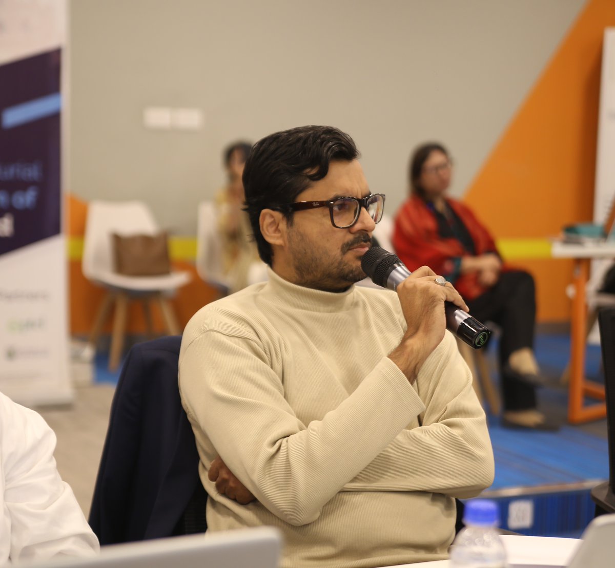 NICHyderabad's tweet photo. The day started with our Project Director's Welcome Note. Joining us were esteemed judges ready to give their invaluable feedback. Enjoy the glimpses from the energy-packed day!

@azzfur 
@MoitOfficial @IgniteNTF @PTCLOfficial @LMKTOfficial https://t.co/MQB44RkKoq