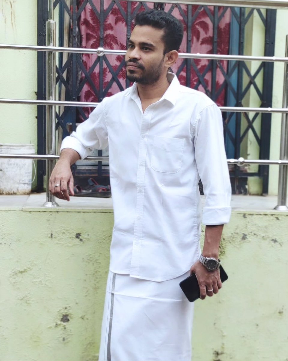 itzsulthan's tweet photo. ஆரியப் பழமை மறையட்டும்,
சமத்துவ திராவிடம் மலரட்டும்.
இனிய பொங்கல் மற்றும் தமிழ்ப் புத்தாண்டு நல் வாழ்த்துகள் ..!!

திருவள்ளுவராண்டு 2055

#சமத்துவப்பொங்கல் https://t.co/rzpo2pK7fx