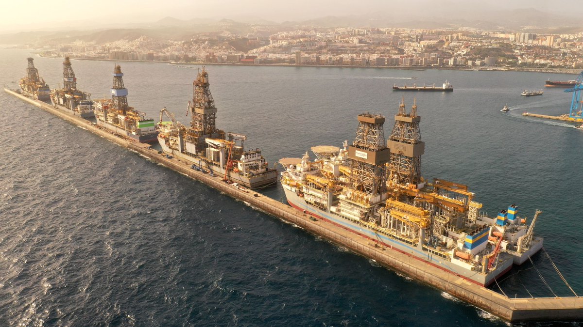 GrupoInetel's tweet photo. Nuestro grupo, a través de Inerza, es responsable de facilitar suministro de conectividad a las plataformas petrolíferas que llegan al Puerto de La Luz de Las Palmas de Gran Canaria para ser atendidas por Astilleros Canarios (Astican).
#Inetel #Inerza #Astican #GranCanaria https://t.co/1Z8dSkwXV3