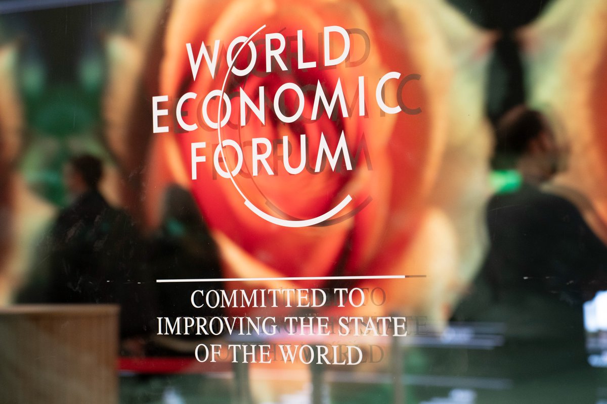 YGLvoices's tweet photo. #WEF24 is officially off under the theme "Rebuilding Trust!" 🚀
#YGLs will share expertise on panels covering AI, climate, health, finance inclusion, and more.
Tune in starting tomorrow at 08:15 CET for the action - https://t.co/mOz2RUSci2 https://t.co/J5qXvSPLRe