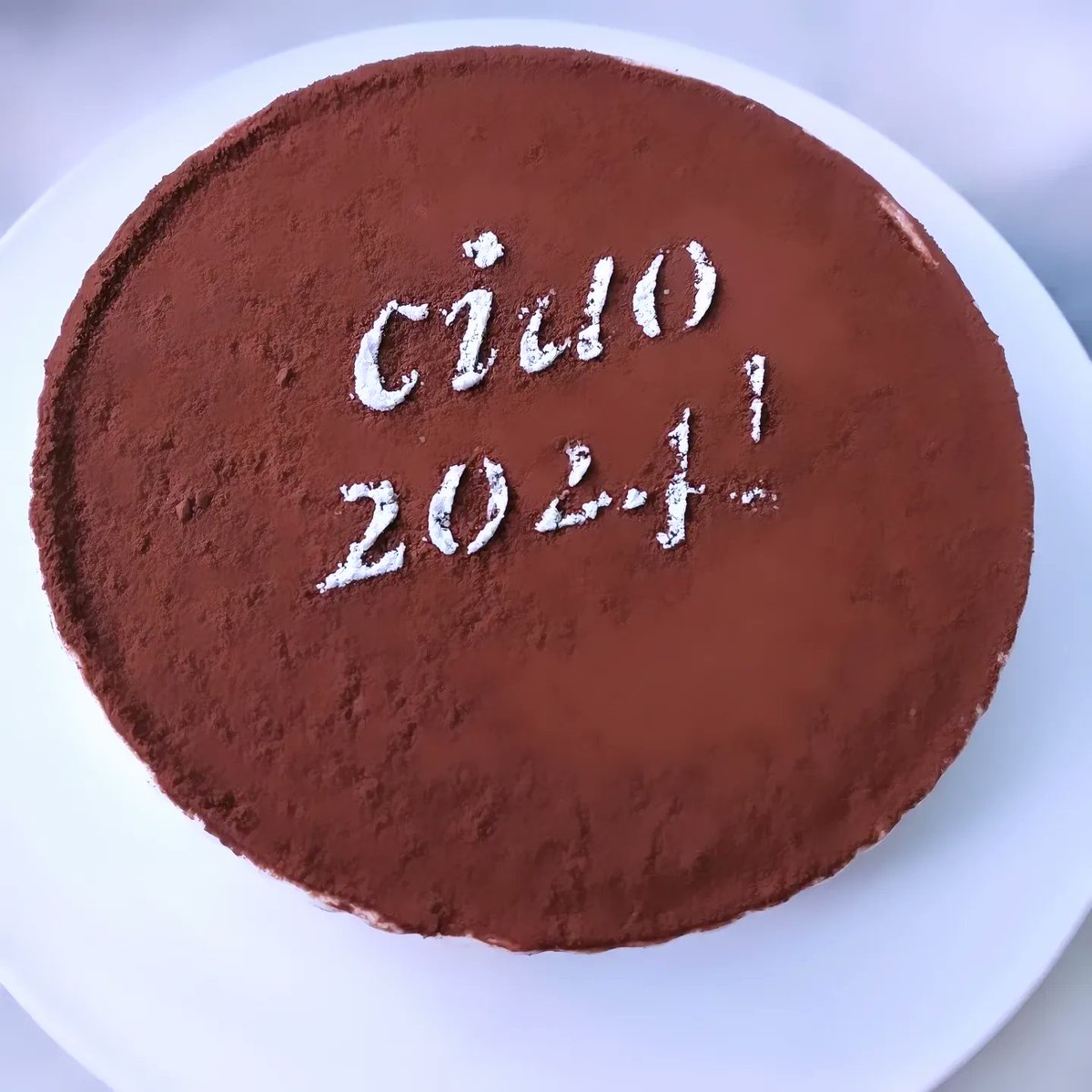 AnakNarendra's tweet image. Sebuah karya yang masterpiece yang di ciptakan oleh @osteria.gia by #ismaya nih Tiramisu enak banget. Salah satu yang terbaik yang pernah gw coba. Dua jempol banget.

#tiramisu #cake #desserts #holidaycontet #holiday #tripkuliner #trip #vacation