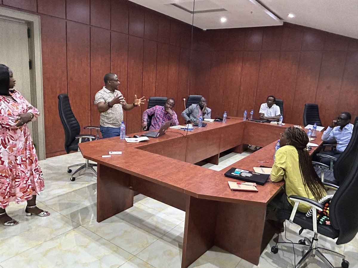 @openmapping_wna kicks of a week-long master training of its #EcoSmartCities project for local implementation partners @OSMNigeria, @OSMCI & @HumanitarianMappers -  The project aims to map populations impacted by Air pollution across 8 cities in the region. @hotosm