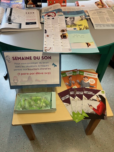 cdimonteil's tweet photo. C'est @LaSemaineduSon Testez vos connaissances avec notre quiz. Informez-vous avec notre table thématique 👂🎧🗣️ https://t.co/meIyJojYNs