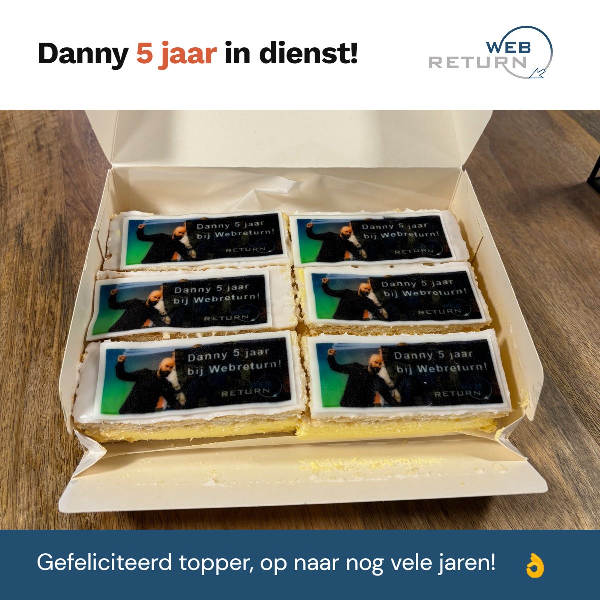 Webreturn's tweet photo. Vandaag op 'Blue Monday' hebben wij wat te vieren! Danny werkt alweer 5 jaar bij ons, wat gaat de tijd toch snel..

Danny ontzettend bedankt voor je inzet de afgelopen 5 jaar en op naar nog vele jaren! Voor ons team een heerlijke tompouce, zo komen wij deze dag wel door 😉 https://t.co/zZJlFk9xZS