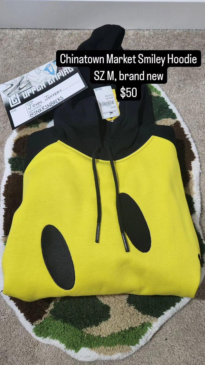 j0hnny_pat's tweet image. + $15 for label or buyer sends one

Follow my ig @ SNKRSNBRCKS

#SizeMedium