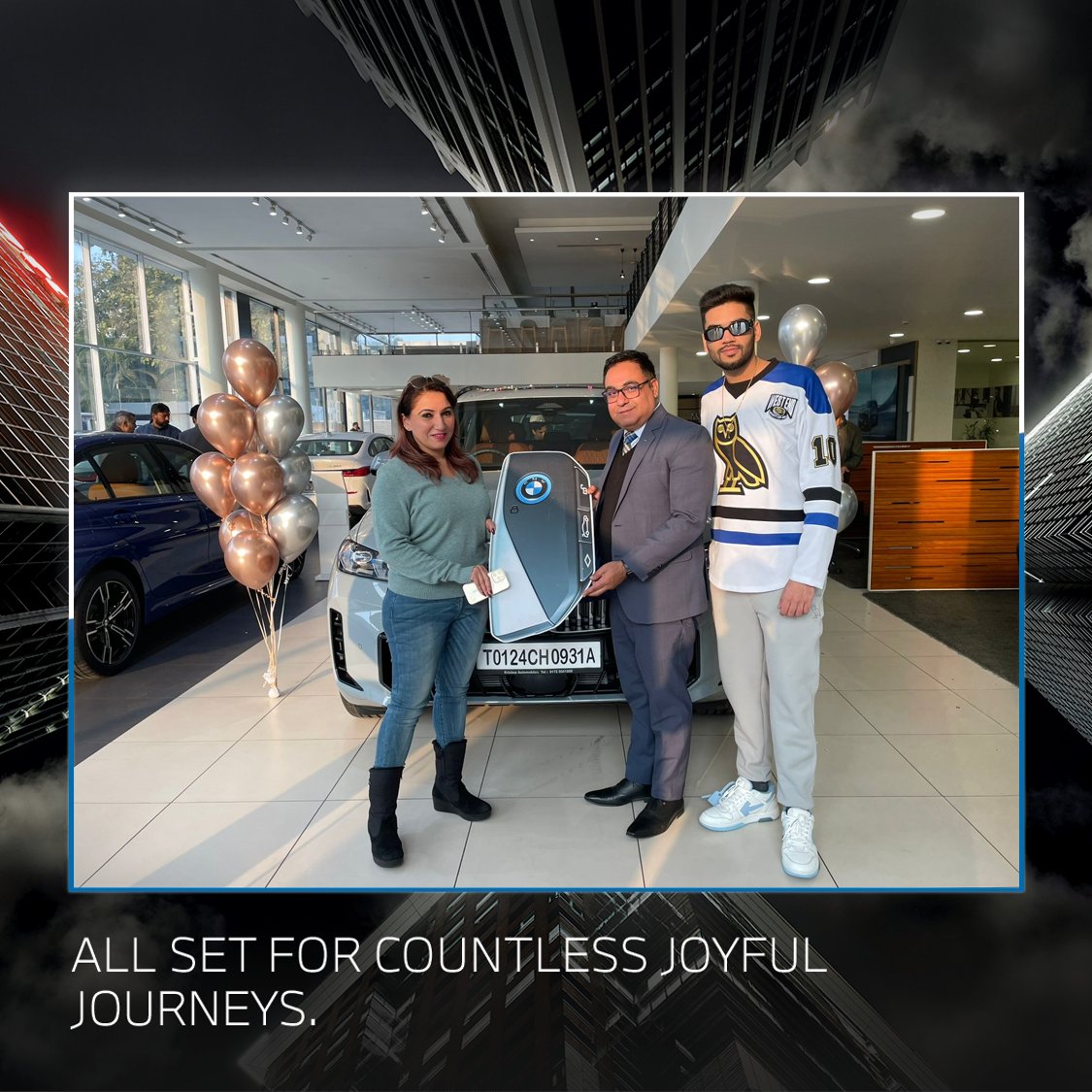 BMWKrishnaAuto's tweet photo. A new breed of grandeur to make your presence felt.
Congratulations to Dr. Taranpreet and family on their brand new BMW X5. Welcome to the ever-growing family of #BMW.
#BMWX5 #CraftedSupremacy. https://t.co/yoSiwvfP8S