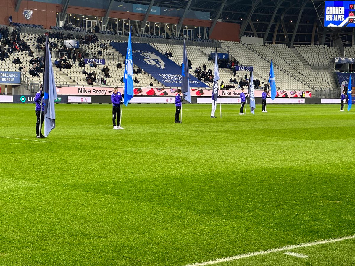 US Reventin Foot tweet media