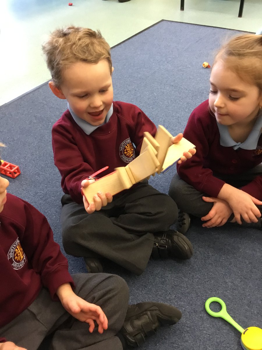 whitchurchprm's tweet image. Immersion Day in Reception:  we explored colour mixing and created a collaborative piece of art; we created a group sculpture of words associated with dragons and used them to create group poems; and explored musical instruments.  #WPSRec #WPSExpressiveArts