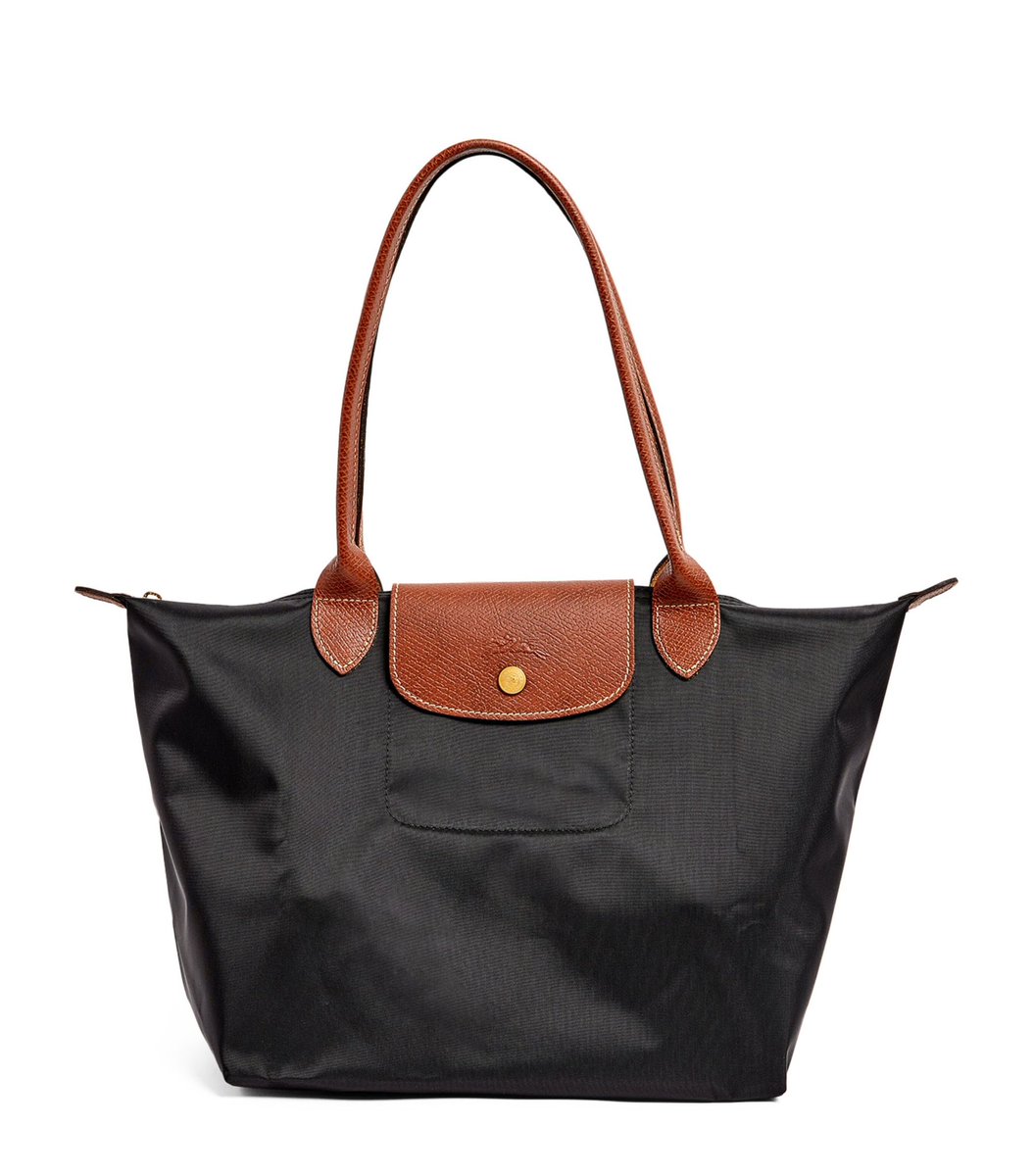 booboopuffy's tweet photo. หิ้วแล้ว 🇫🇷 มือ1
♡ พร้อมส่งอาทิตย์หน้า ♡
กระเป๋า Longchamp LE PLIAGE GREEN Tote bag หูยาว สีดำปกน้ำตาล🪄
s long / M — 5,000฿
ได้อุปกรณ์ครบ✅
#longchampthailand #longchamplepliage #longchampth #longchamppouch #ส่งต่อlongchamp https://t.co/M9ujPVzv3K