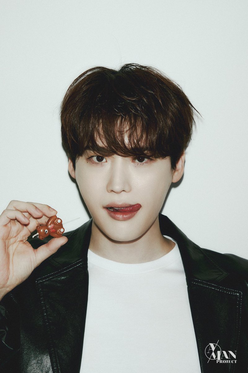 loverdramas's tweet photo. 이종석 새 프로필 사진 📸🧸 https://t.co/aSB96cbIHC