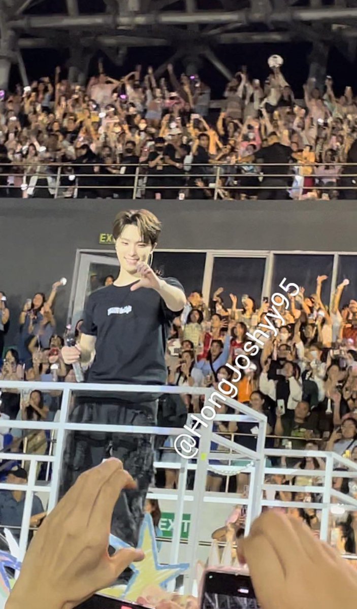 HongJoshyy95's tweet photo. I still can't process everything that happened, I can't believe that I finally saw svt in person! Nakakaiyak talaga yung visuals nila. Hoping to see you again soon, my Sebongs!💗💙 https://t.co/HB5gA7ERNw