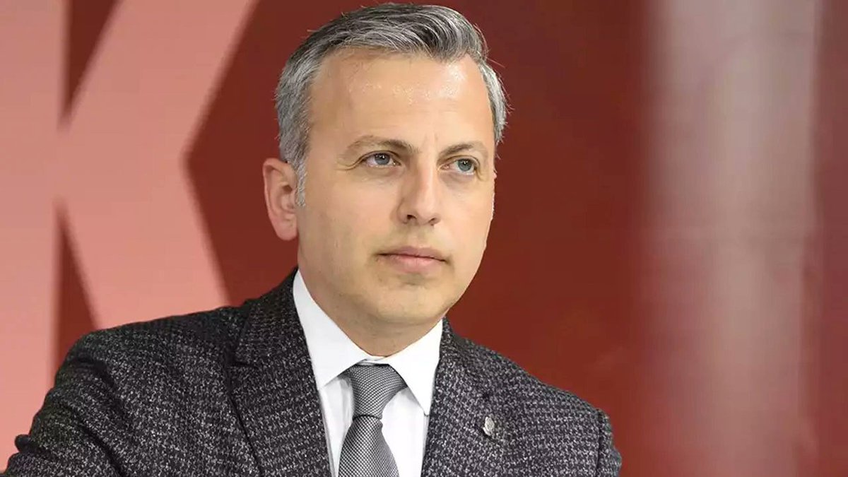 Muğla'da yayın yapan yerel gazeteler Gazeteci Tuncay Mollaveisoğlu’nun CHP'nin büyükşehir belediye başkan adayı olarak belirlenebileceğini öne sürdü.