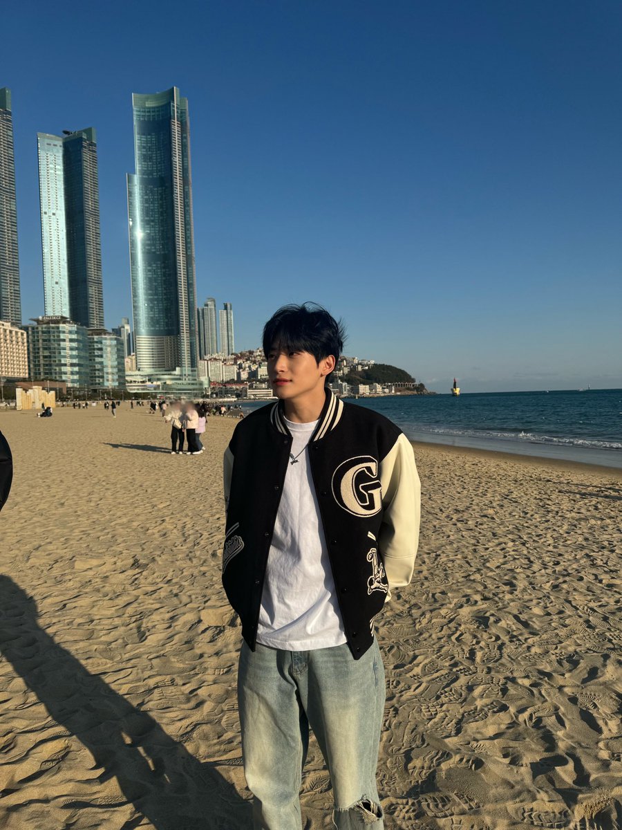CRAVITY_twt's tweet photo. 큰일이다 러비티가 더 좋아졌다☺️
#정모 #러비티 #크래비티 https://t.co/FKLZW03fin