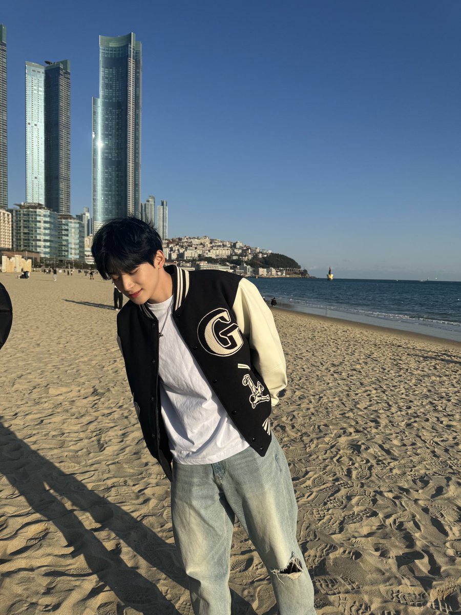 CRAVITY_twt's tweet photo. 큰일이다 러비티가 더 좋아졌다☺️
#정모 #러비티 #크래비티 https://t.co/FKLZW03fin