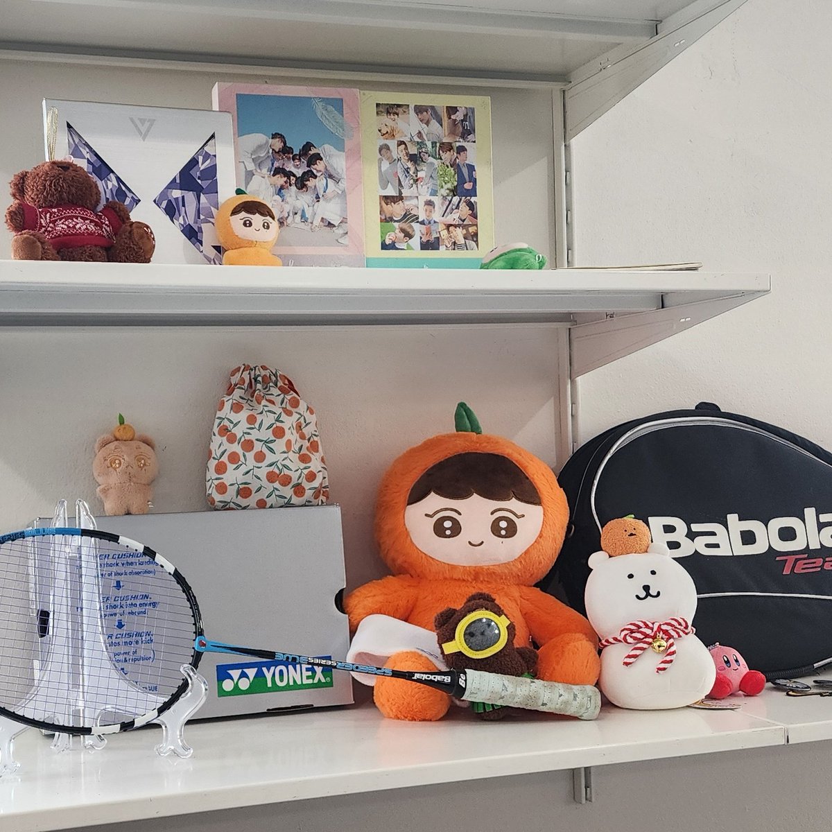 p1taboo's tweet photo. sʜɪɴɪɴɢ ᴍᴇᴅᴀʟs ᴏɴ ʏᴏᴜʀ ɴᴇᴄᴋ
📍카페 위밋데얼
카페가 정말 예뻐서 구경하는 동안 너무 즐거웠어요!! 특전도 다 귀여워서 너무 행복했습니다 🎾🧡 예쁜 카페 열어주셔서 감사드려요!!
#지금_이_빛나는_메달을_네_품에
#Shining_MVP_Boo https://t.co/3MVhpXAM61