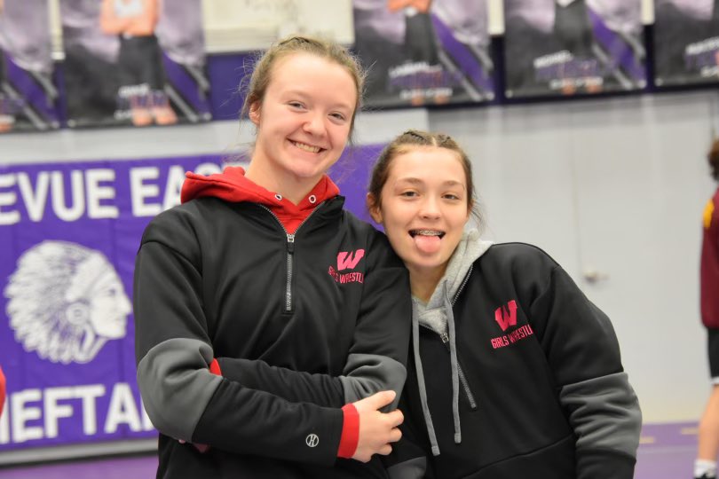 NEwrestle tweet media