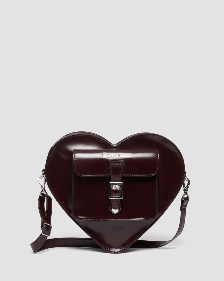 dr.martens heart bag ✧