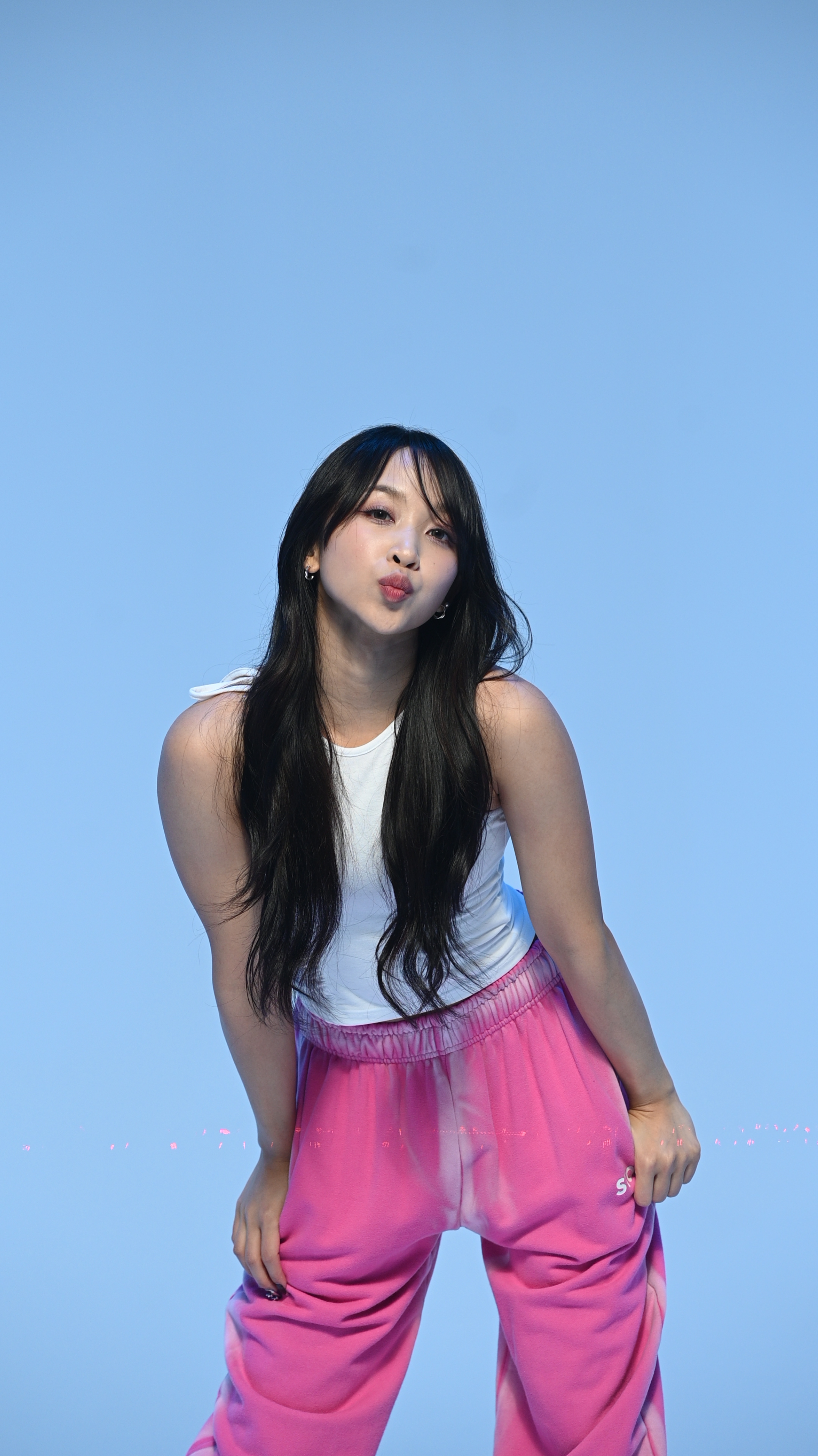 GD4a1GjbkAAcGuZ?format=jpg&name=4096x4096