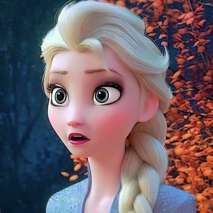 What did Elsa just see that made her have this reaction?

Wrong answers only