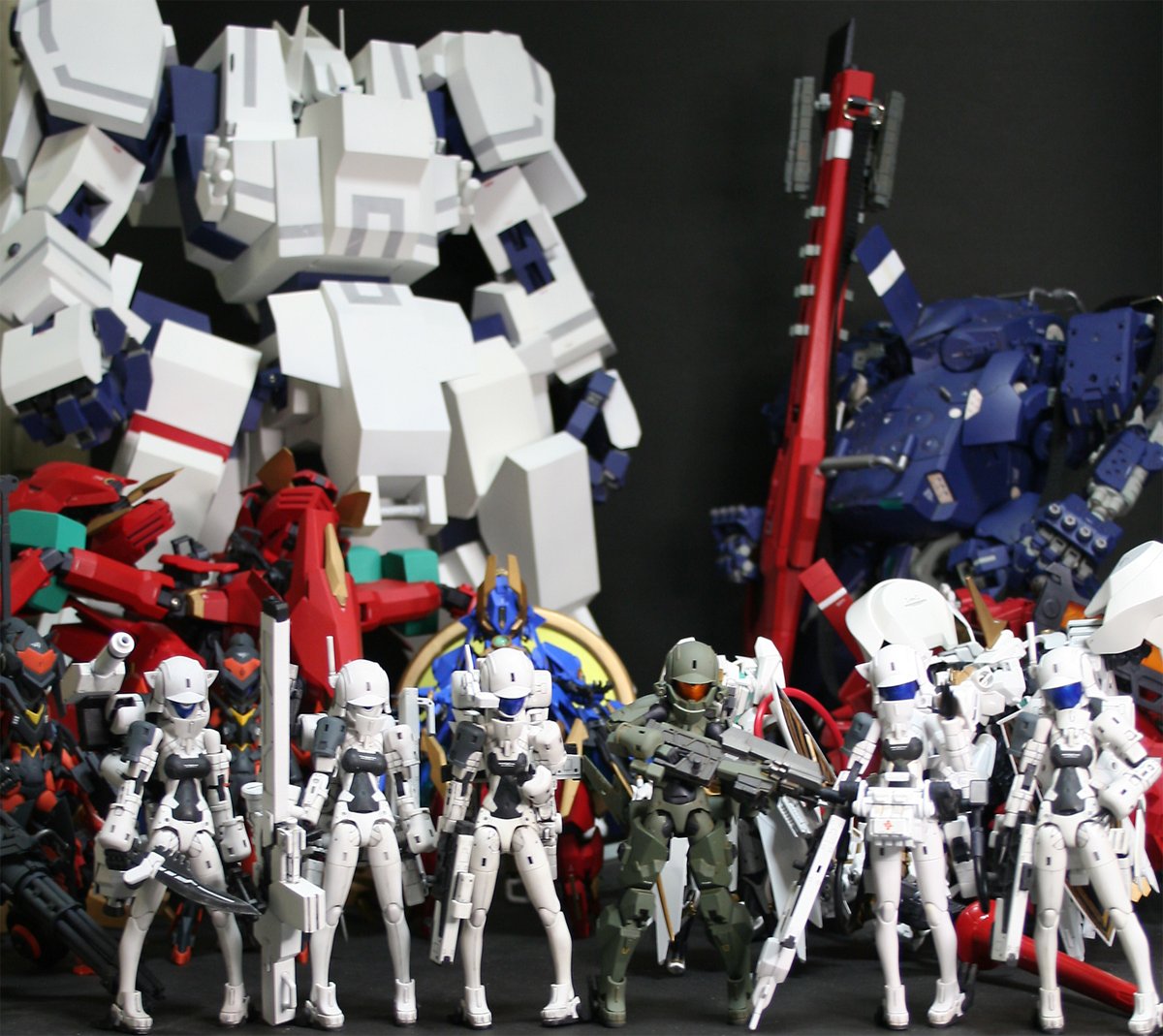 ヘイズィ tweet media