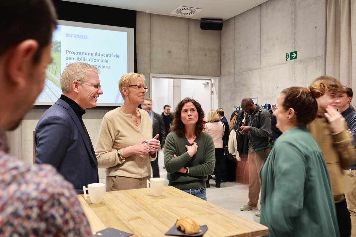 Karine Lalieux tweet media