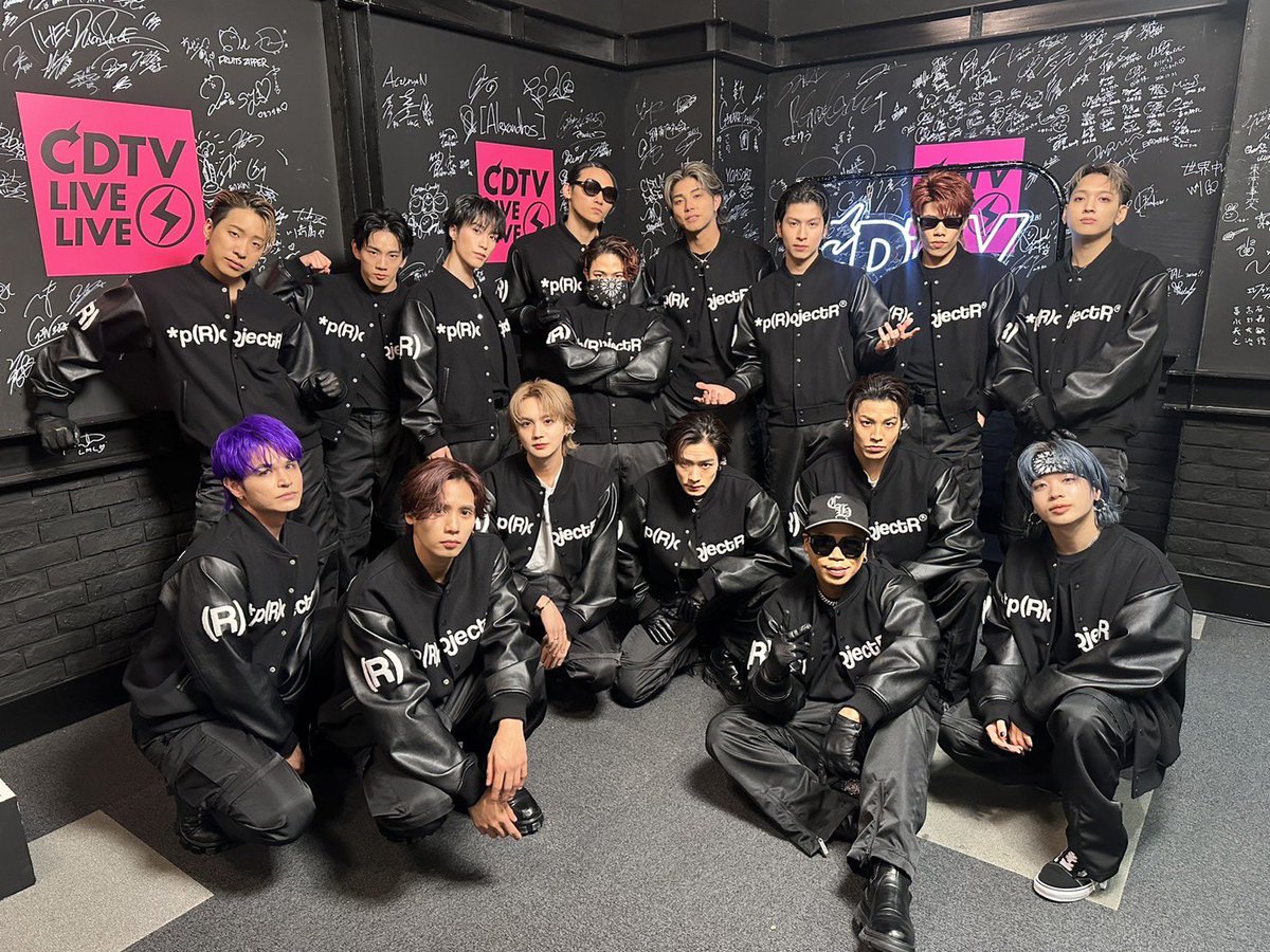 therampagefext's tweet photo. ＼#CDTVライブライブ 2時間SP💗⚡️／

ありがとうございました💫

『#100degrees』🔥
🎥 https://t.co/6WHklXSxst

𝐁𝐞𝐬𝐭 𝐀𝐥𝐛𝐮𝐦「#16PRAY」リード曲
『#STARRYLOVE 』🤍
🎧 https://t.co/poEHqAW897

ぜひチェックしてください✨

▼各メンバーSNS
https://t.co/DmfxYH17ys

#THERAMPAGE https://t.co/fQBcWWCNS6