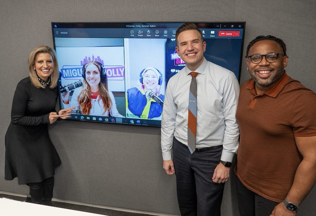 .@Bentnews & I had such a blast visiting @iHeartRadio with @MiguelandHolly!! Tune in this week and listen for us on @hits961!! 🎧🎙️ Thank you @MiguelFuller, @RadioHolly & @KelbinLive! 

@wcnc