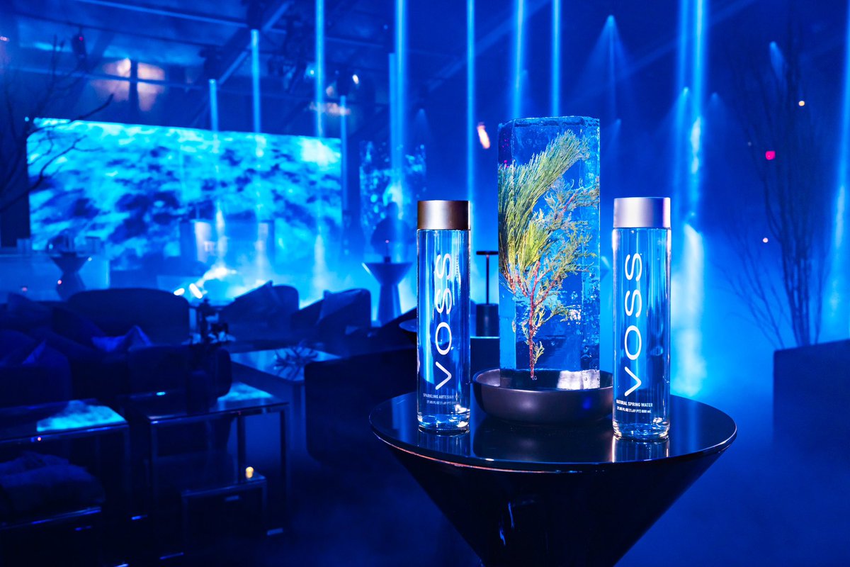 vosswater's tweet photo. Proud to hydrate the World Premiere of #HBO Original True Detective: Night Country! 
 
@streamonmax
@hbo

#TrueDetective #NightCountry #voss #vosswater #vossworld https://t.co/rGVvYdKNaC