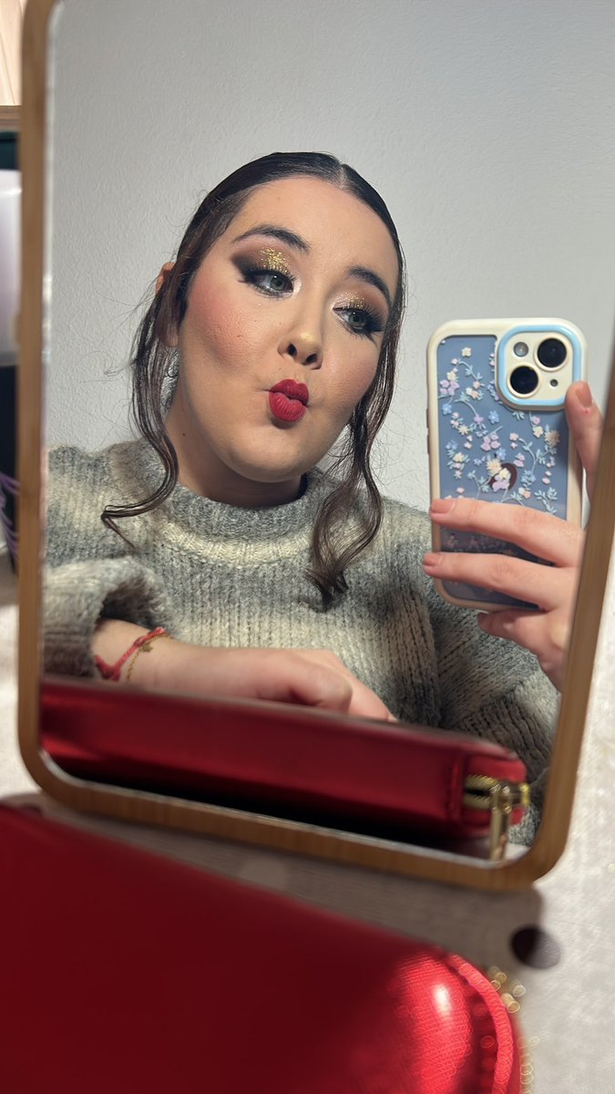 glojuu's tweet photo. No supero lo guapa que me sentía el sábado 🫠 https://t.co/GwtYouYBJZ