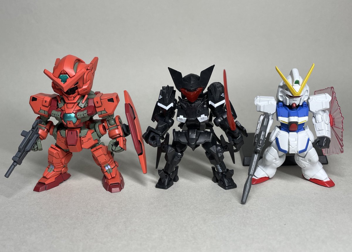 モビリティジョイント ガンダムアストレア type-F2 塗装 改造 モビリティジョイント ガンダムアストレア type-F2 塗装 改造 - メルカリ