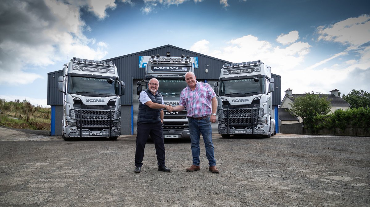 Check out the sleek Scania 770 S's delivered to Moyle Transport.

In factory Silver Artic, these Scania's are loaded with features like full air suspension, Dura Bright alloy wheels, and more.

We hope these make a great addition to the fleet!

#Scania770S #ScaniaV8