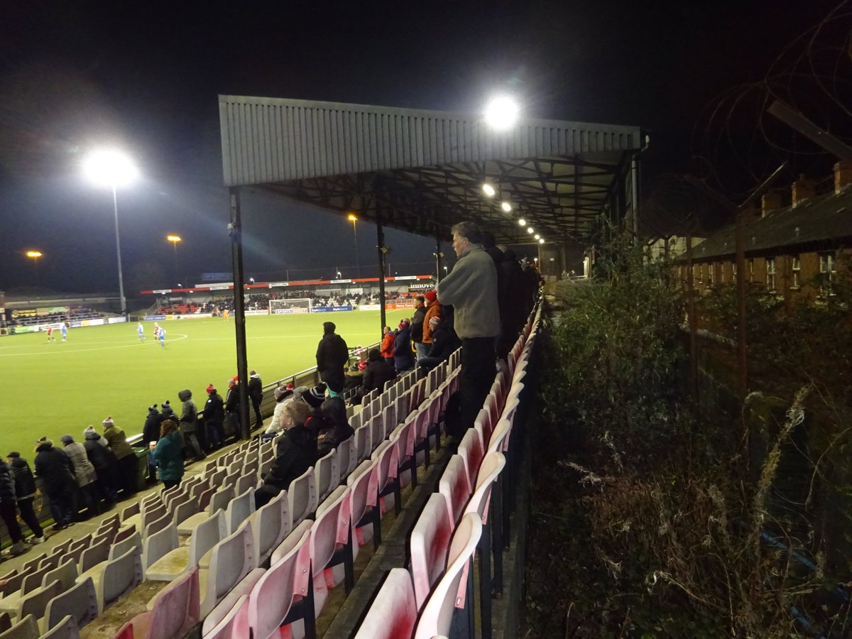 DreadHops's tweet photo. 12/01/24 Seaview, Belfast, N Ireland
@CrusadersFC 0 v 2
@larnefc
@OfficialNIFL Premiership
Entry: £13 Att. 2,747 A lovely evening under the lights in North Belfast. A great compact ground with an alarmingly steep elevated stand. #groundhopping #nonleaguecrowds #footballgrounds https://t.co/e46A0GPyoV