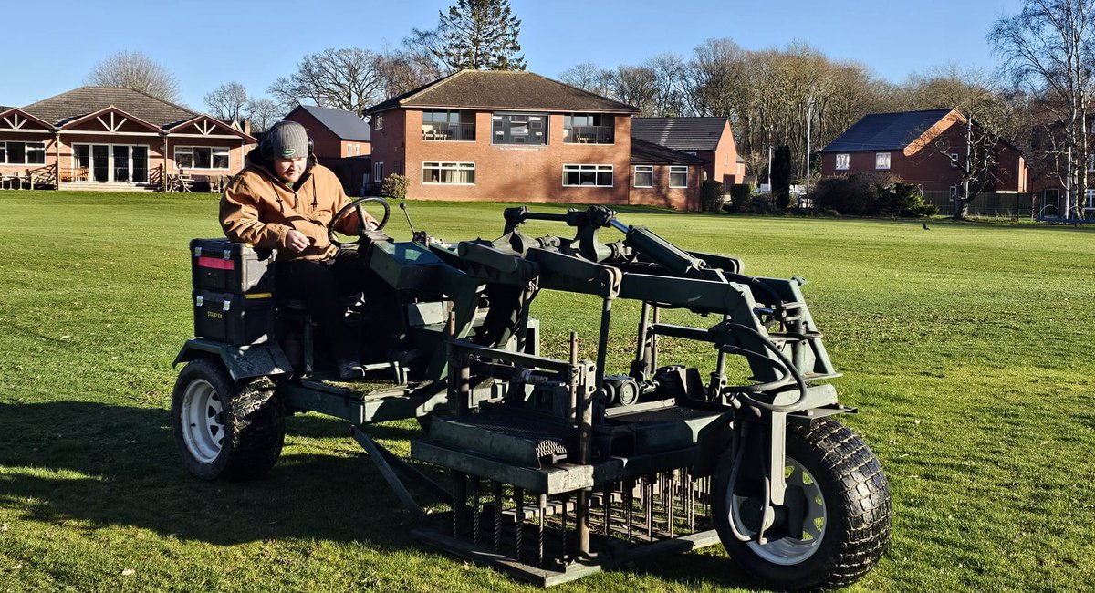 EcosolTurfcare's tweet photo. Great to be back at @Kenilworth_CC with our deep drill machine. #deepdrill #cricket #aeration #cricketsquare #sunnyday https://t.co/C5NMK9o4jr