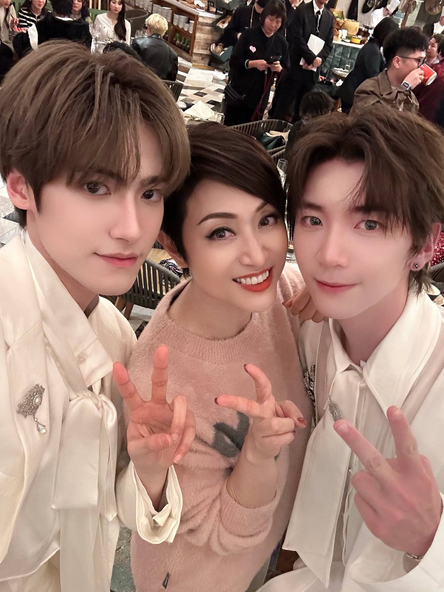 BOYHOOD_Xinxi's tweet photo. https://t.co/TNMhijfmYT
