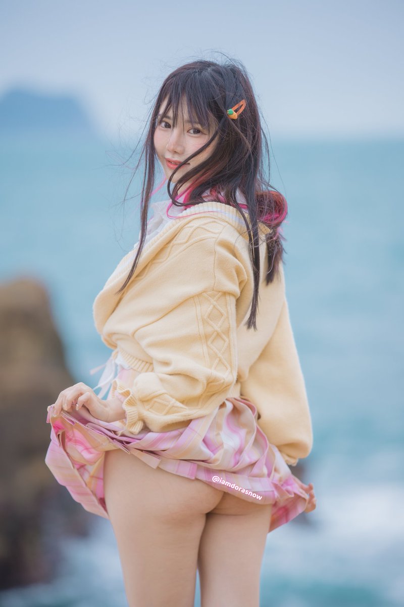 Just Some Cute JK Hanging Out With You :3 
开心のJK https://t.co/CwW8yDd55M