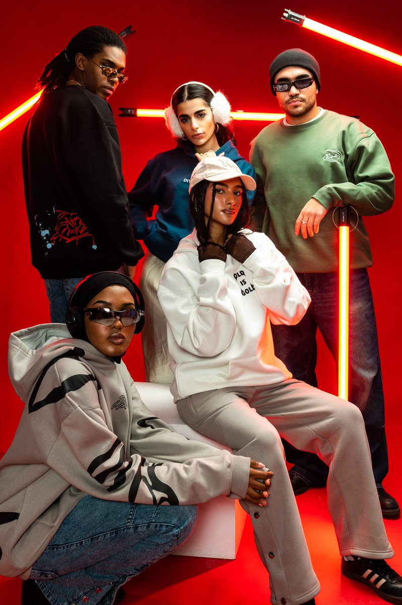 NASTrends's tweet photo. Hurry, time is running out! complete your order today.💫
link in bio.
#StyleWithNAS #nastrends #fashion #winter #shoplocal #local https://t.co/5TxPjHWTax