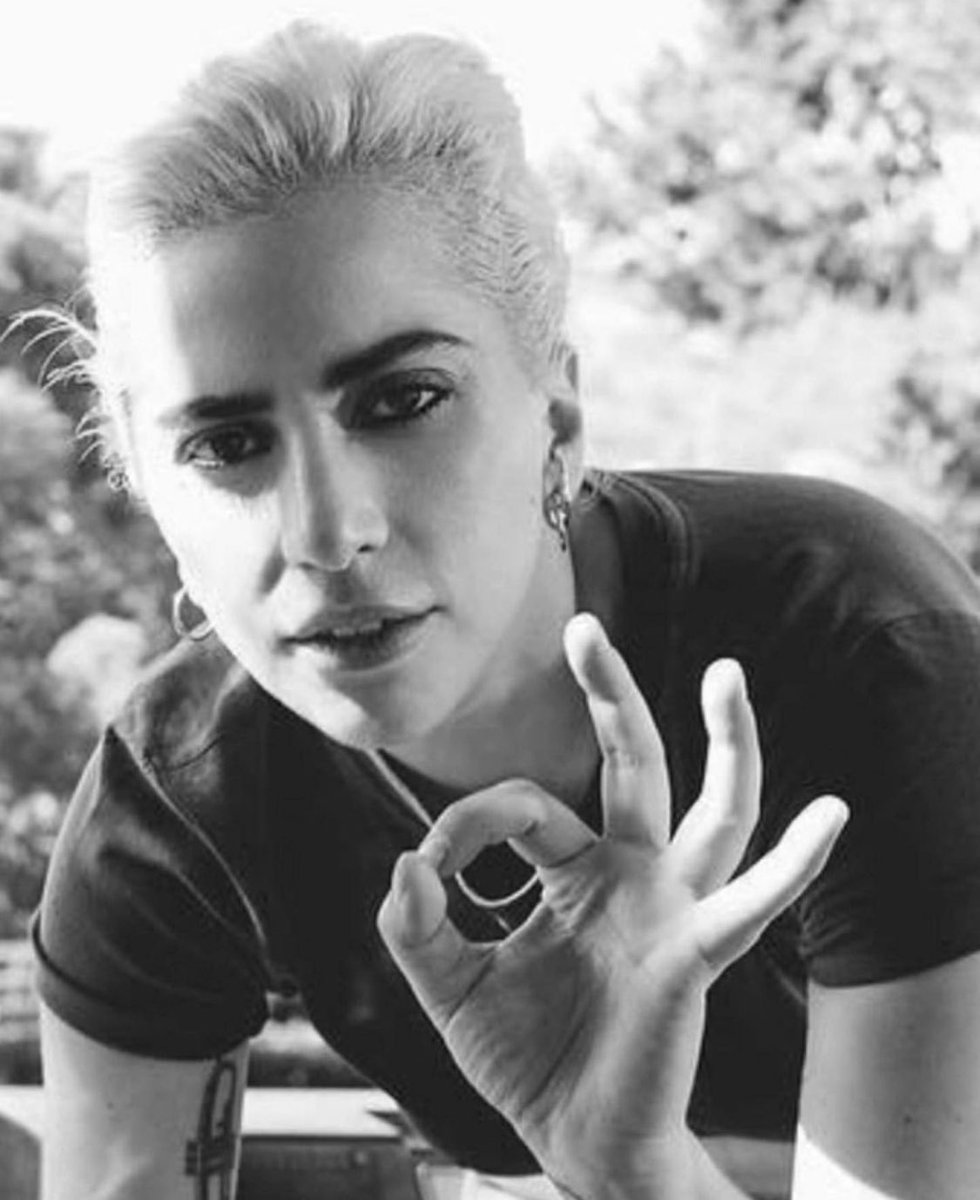 OVNIS_UFOs's tweet image. Lady Gaga es hermana del 🐍#culto #Mason es funcional a la agenda #masonica, tienen sus propias creencias 👹, su propia agenda por encima de las naciones , dejemos de romantizar a los masones , los mayores genocidas a través de la historia, han sido masones.