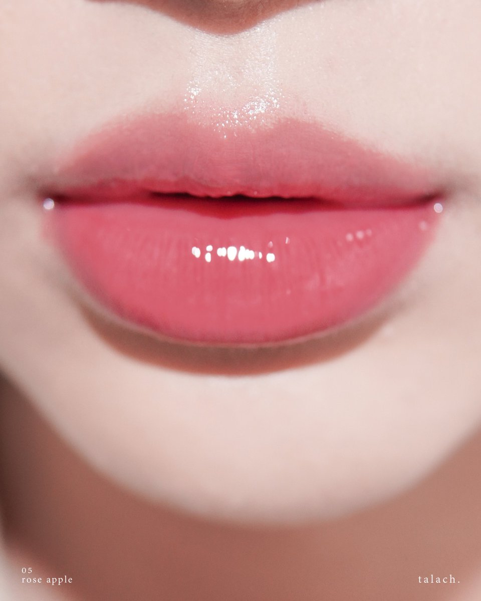 talachhh's tweet photo. ชอบสี 05 rose apple มาก คือมันได้! สวยเว่ออ ลงแก้มเลือดฝาด ผิวสุขภาพดี วันไหนไม่ใส่แมสคือทาตลอด จะให้ลุคแบบธรรมชาติกว่าลงไฮไลท์แบบแป้งๆ สวยเว่อ https://t.co/4LdtdGyBYE