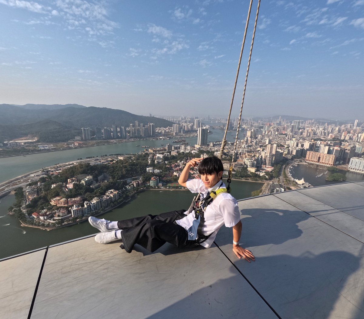 jaestsx's tweet photo. Let’s go higher tonight 🚡☁️ https://t.co/483yF38TFT
