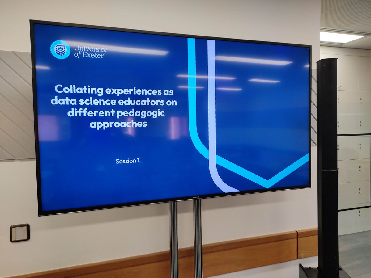 devgeoc's tweet photo. At the @turinginst for exploring advances in data science education in a round table discussion day, part of a project from Exeter. @BayesCentre #DataScience #DataAnalytics https://t.co/MN0AzG4dES