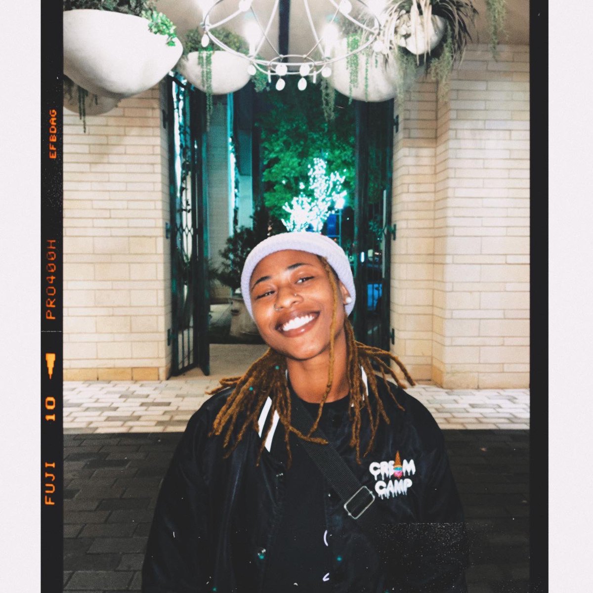 DAJPWAY's tweet photo. i love this lil threads https://t.co/J9UFvf0TlC