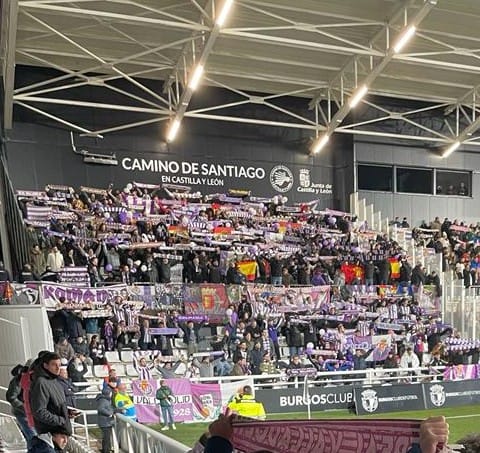 valladolid1984's tweet photo. ON TOUR a Burgos. Presentes. 

Del equipo ya hablaremos otro día. 

#1984

#ElDerbideCastilla https://t.co/sh7jv0T99a