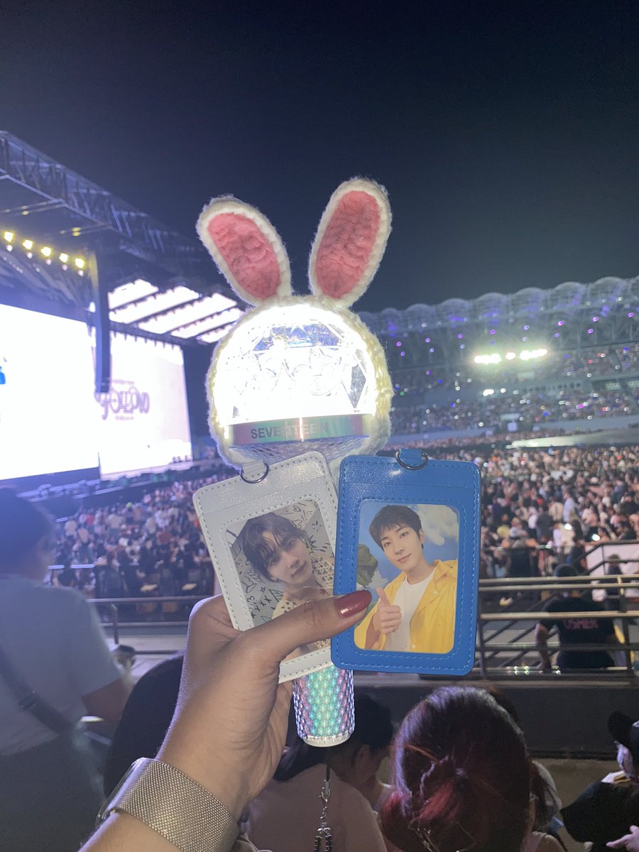 won1hanie's tweet photo. my caratbong yesterdayyy 🫶 thank you @knitknats_ph !! para kasama padin si hannie sa con :)) mishu na jeonghan 😭

#from_kk https://t.co/Hm3lNhsZy8